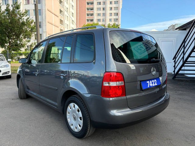 Фото volkswagen touran 7