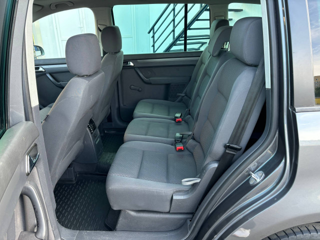 Фото volkswagen touran 16