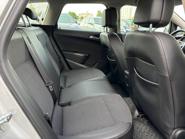 Фото opel astra 18