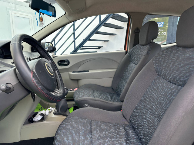 Фото renault twingo 9