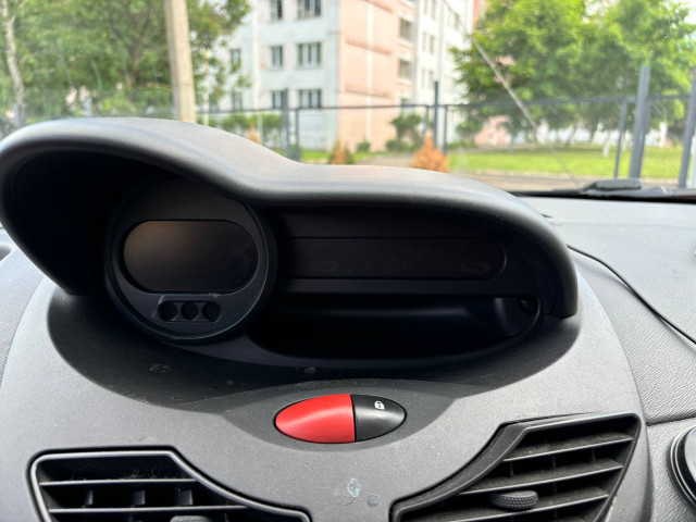 Фото renault twingo 10