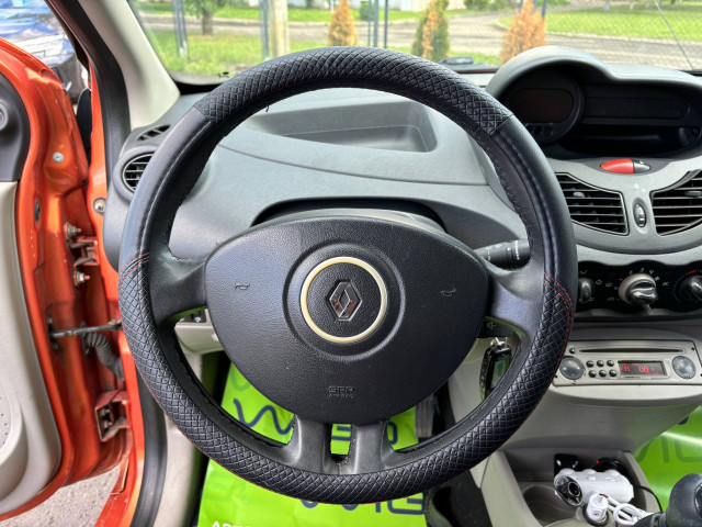 Фото renault twingo 11
