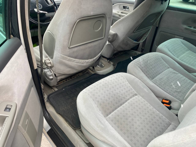 Фото volkswagen sharan 2