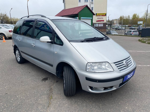 Фото volkswagen sharan 3