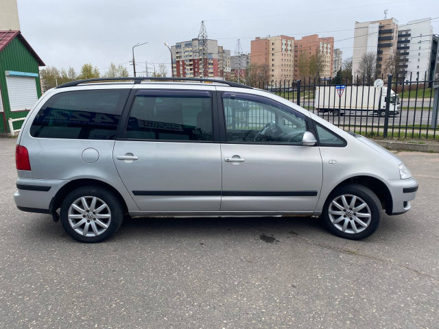 Фото volkswagen sharan 5
