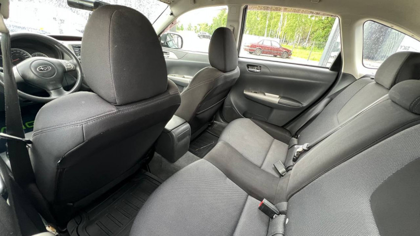 Фото subaru impreza 10