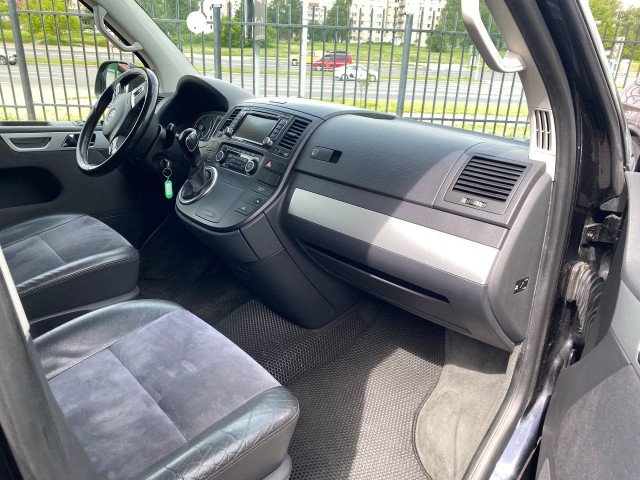 Фото volkswagen multivan 3