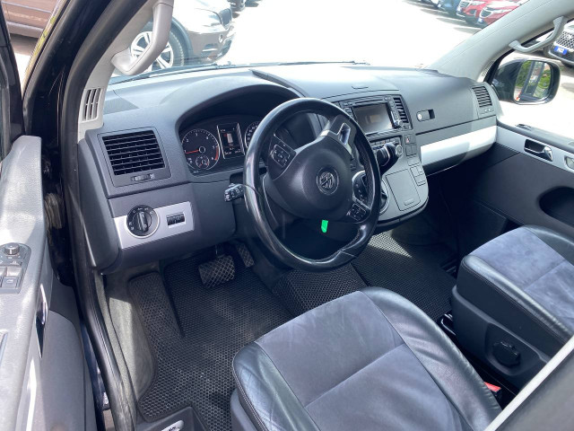 Фото volkswagen multivan 10