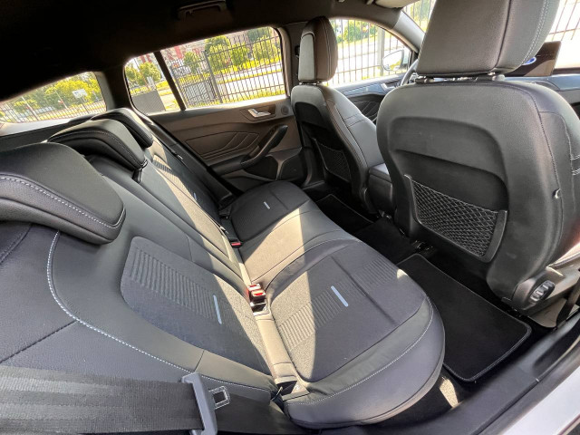Фото ford focus active 13