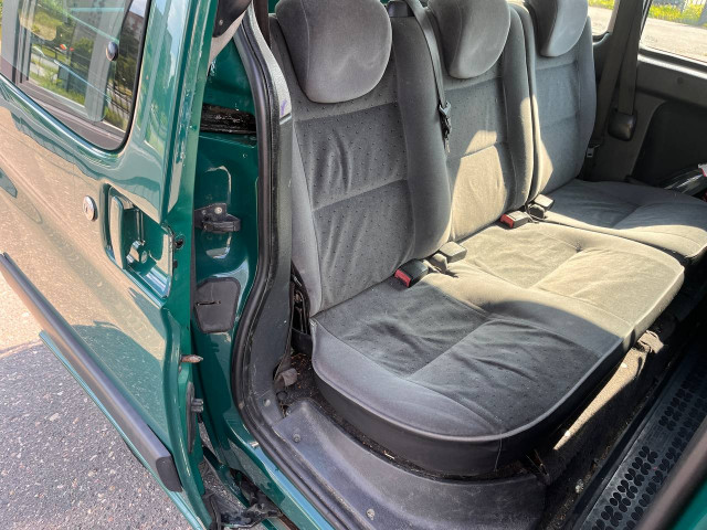 Фото peugeot partner 12
