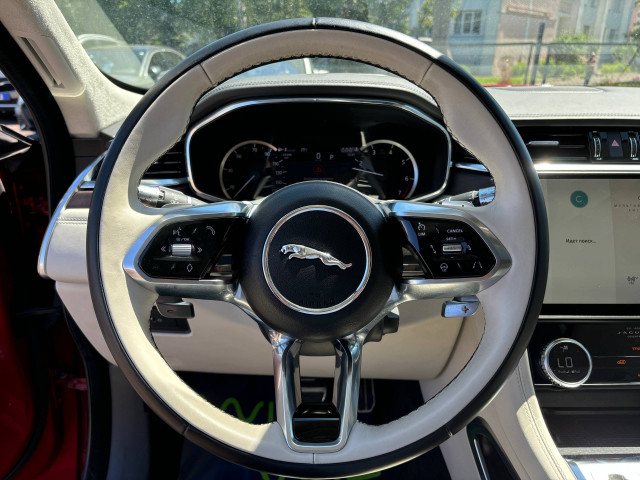 Фото jaguar f-pace 10