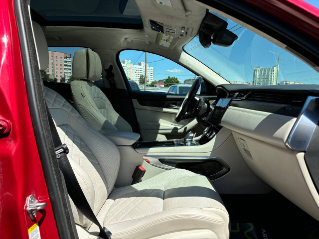 Фото jaguar f-pace 19