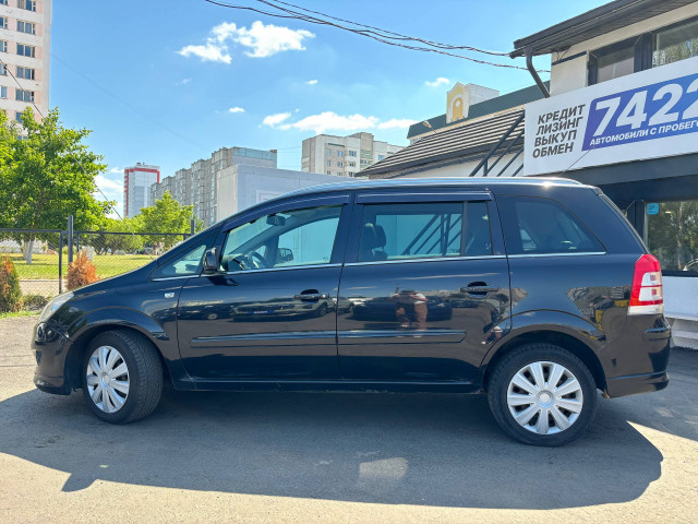 Фото opel zafira 8