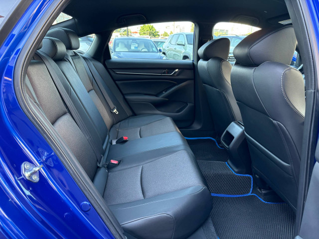 Фото honda accord 18
