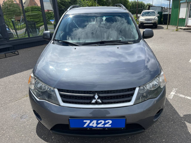 Фото mitsubishi outlander 2