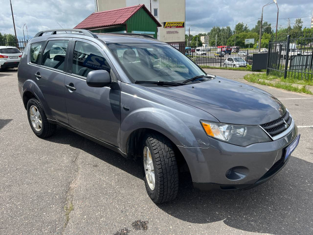 Фото mitsubishi outlander 3