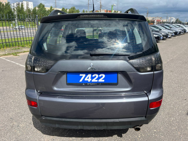 Фото mitsubishi outlander 6