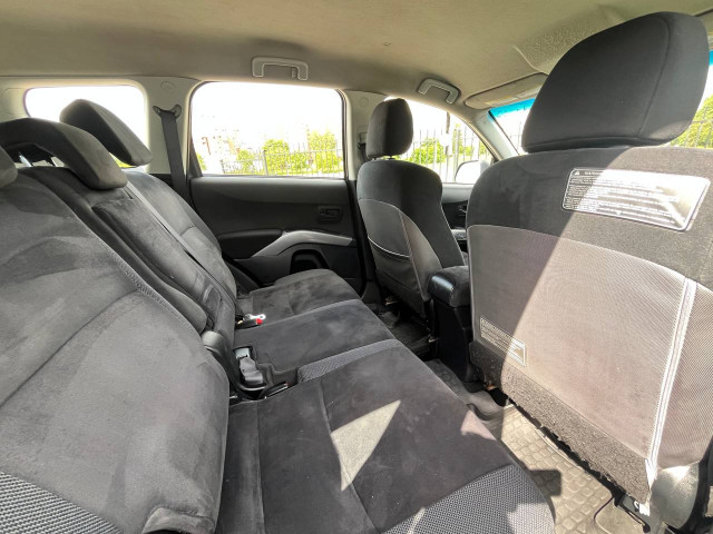 Фото mitsubishi outlander 12