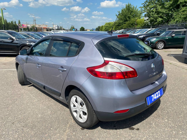 Фото renault megane 8