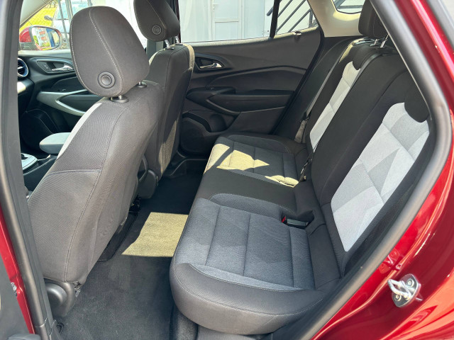 Фото chevrolet Trax 16
