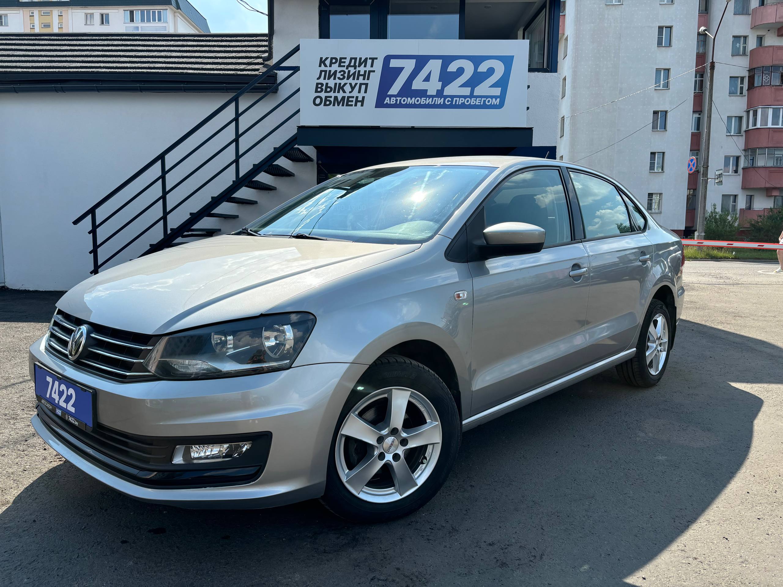 Авто с пробегом volkswagen polo sedan 2017 — фото 1