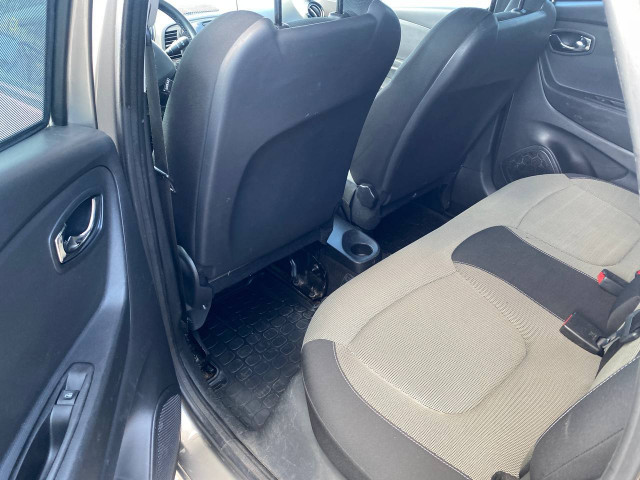 Фото renault captur 3