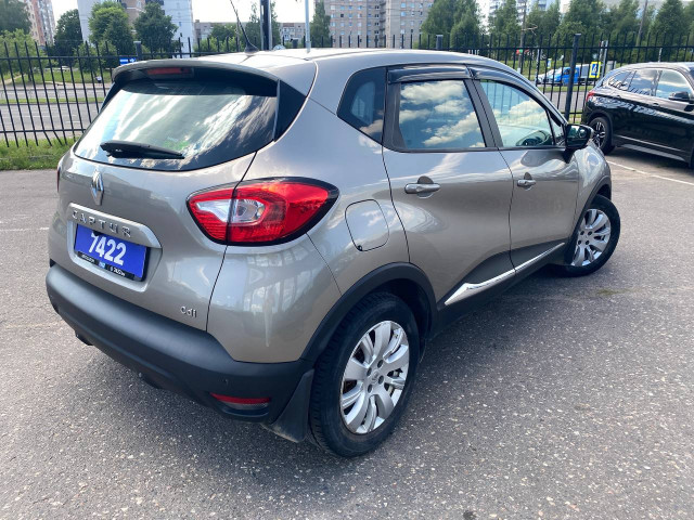 Фото renault captur 7