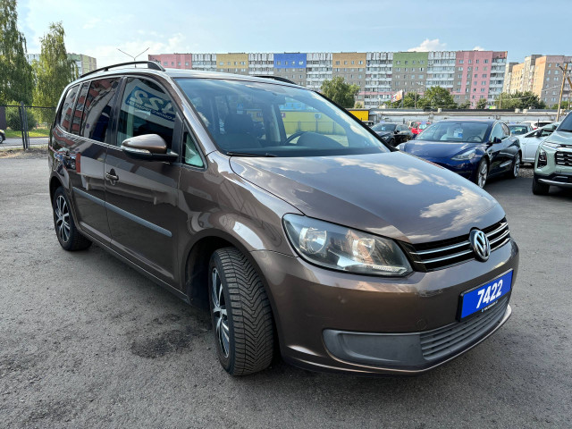 Фото volkswagen touran 3
