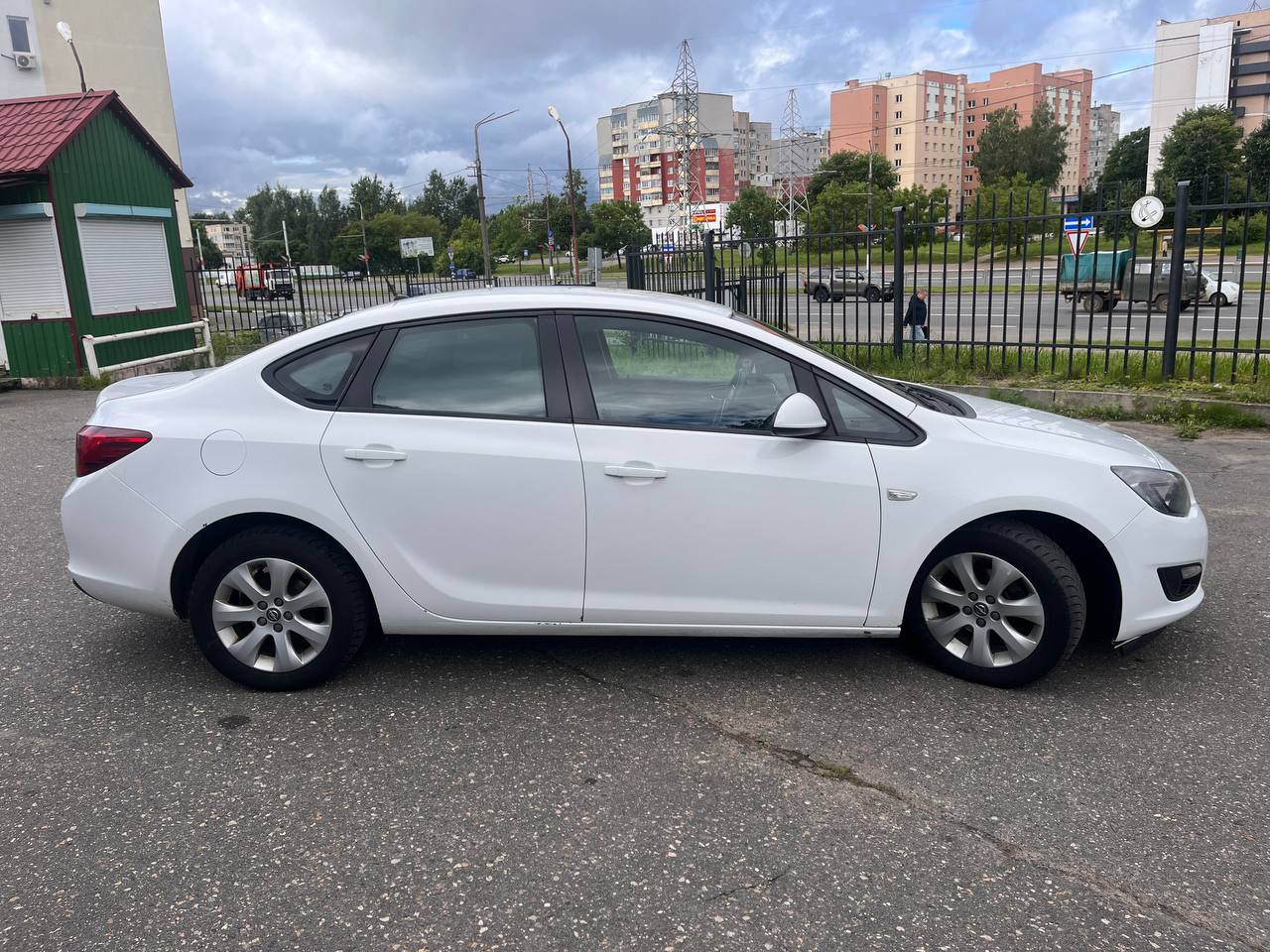 Авто с пробегом opel astra 2014 — фото 4