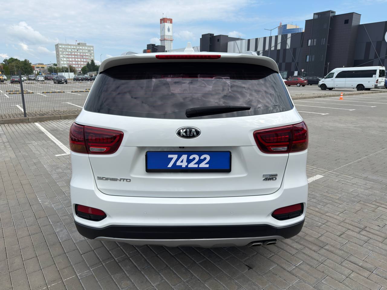 Авто с пробегом kia sorento 2017 — фото 7