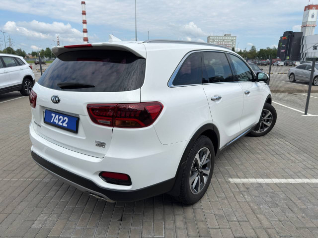 Фото kia sorento 6