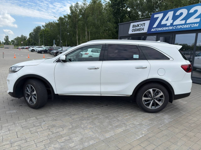 Фото kia sorento 8