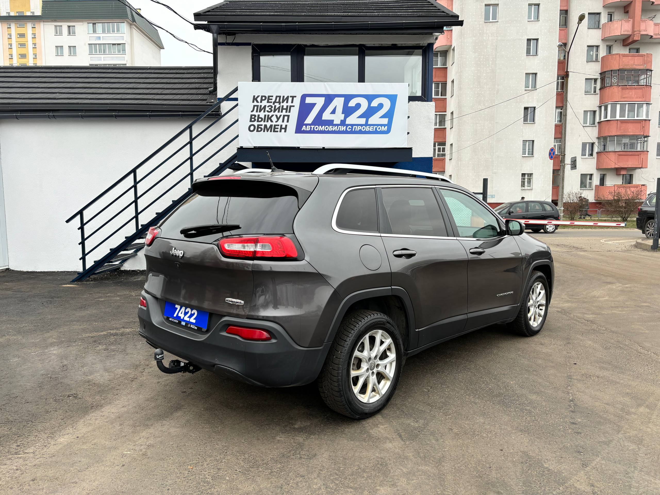 Авто с пробегом jeep cherokee 2015 — фото 4