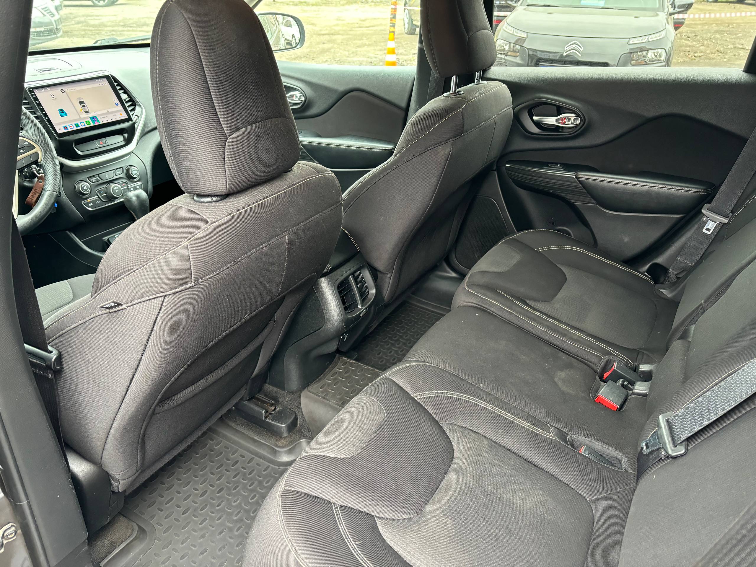 Авто с пробегом jeep cherokee 2015 — фото 14