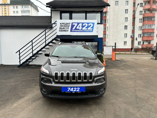 Фото jeep cherokee 2
