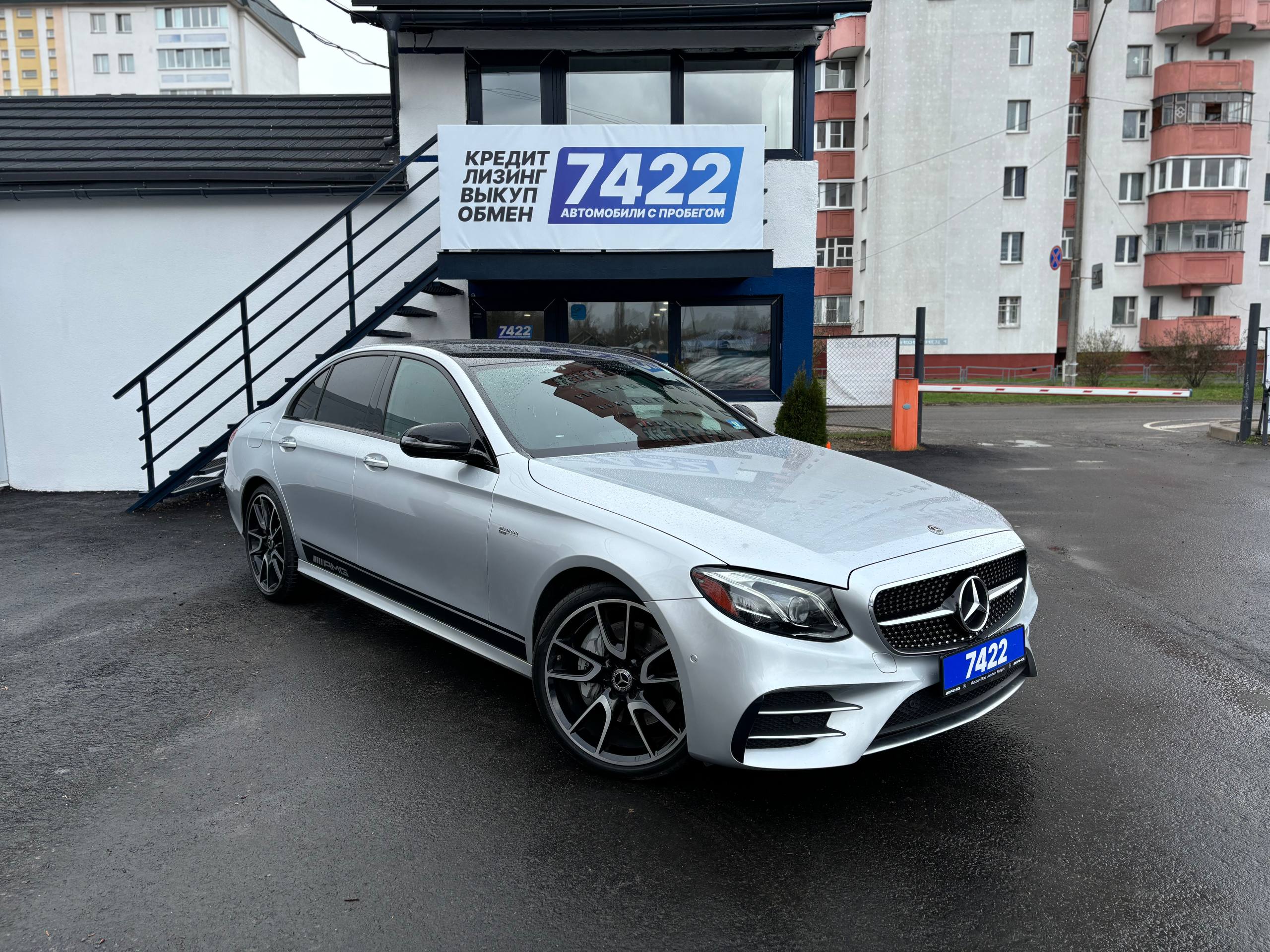 Авто с пробегом mercedes-benz e-Класс amg 2017 — фото 3