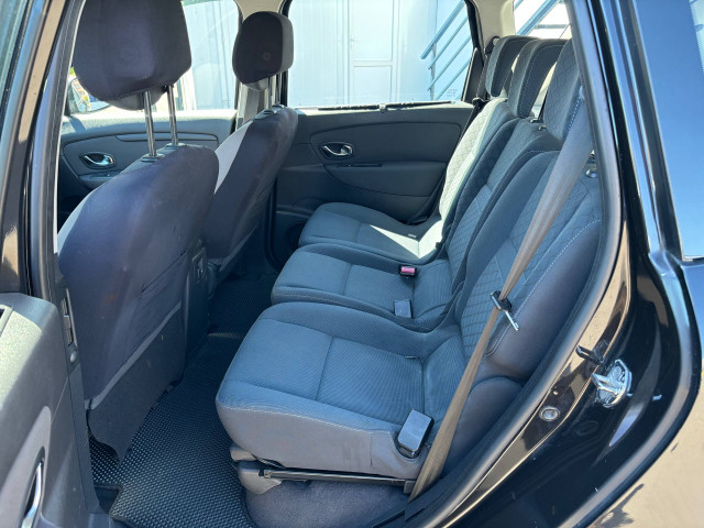 Фото renault scenic 16