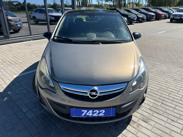 Фото opel corsa 2