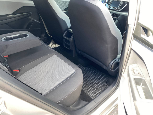 Фото volkswagen Taos 13