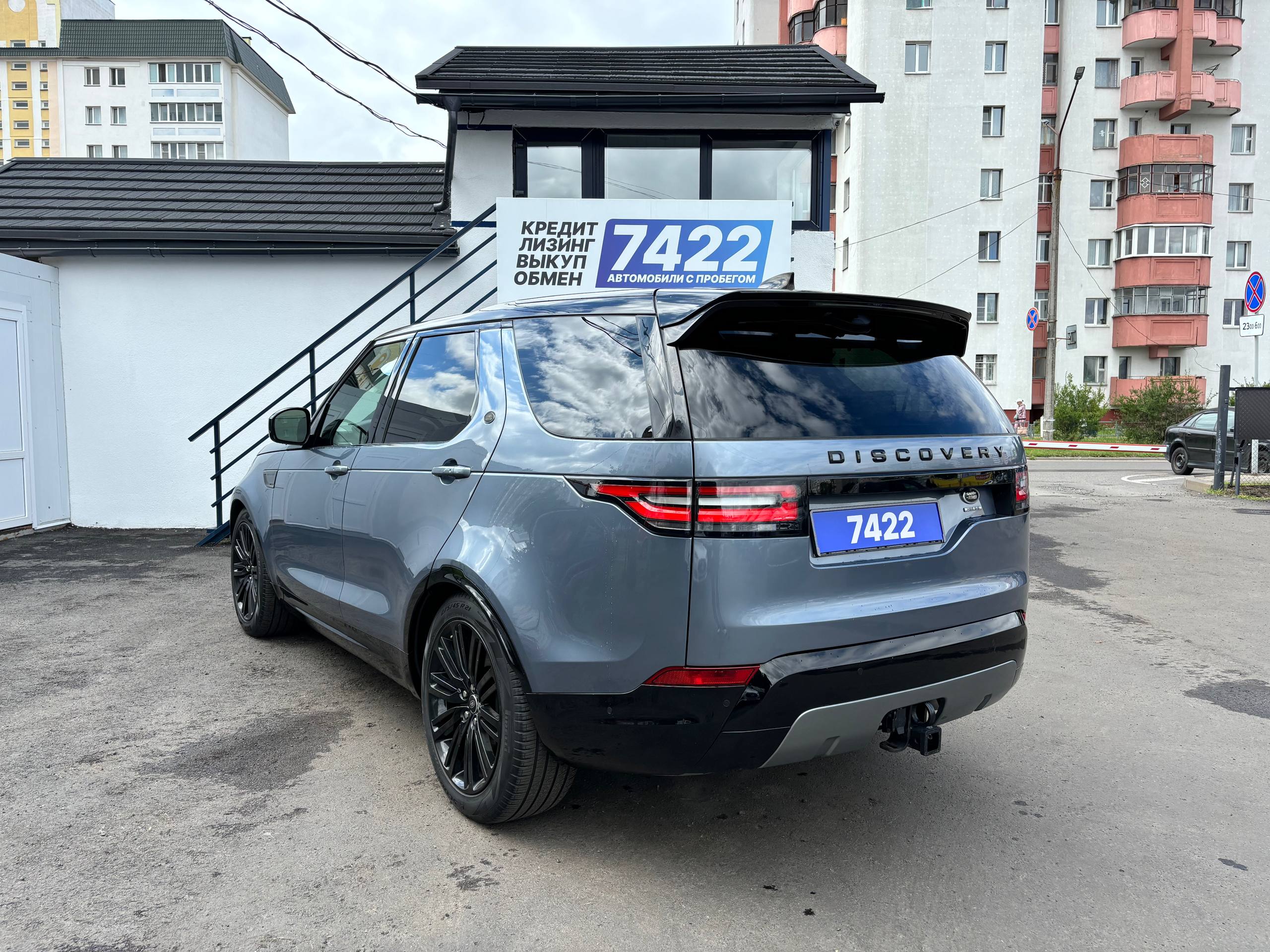 Авто с пробегом land rover discovery 2019 — фото 7