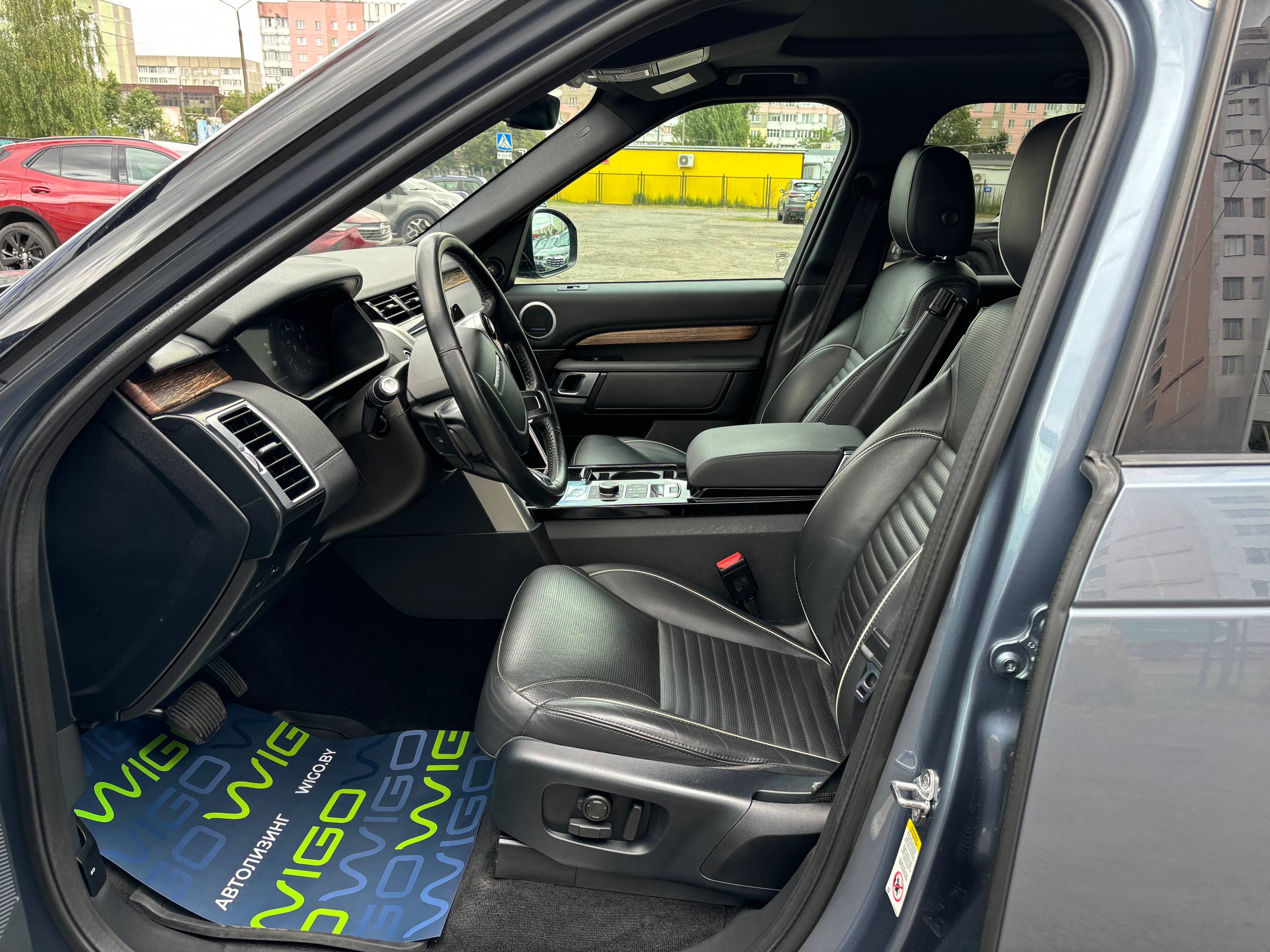 Авто с пробегом land rover discovery 2019 — фото 9