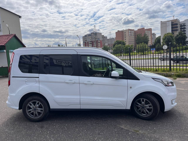 Фото ford tourneo connect 4