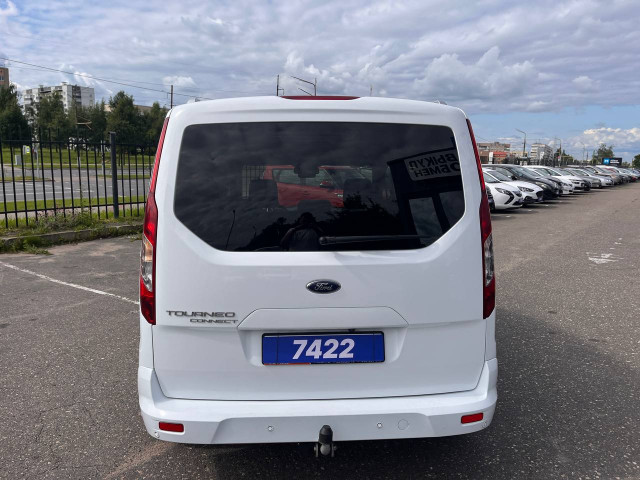 Фото ford tourneo connect 6