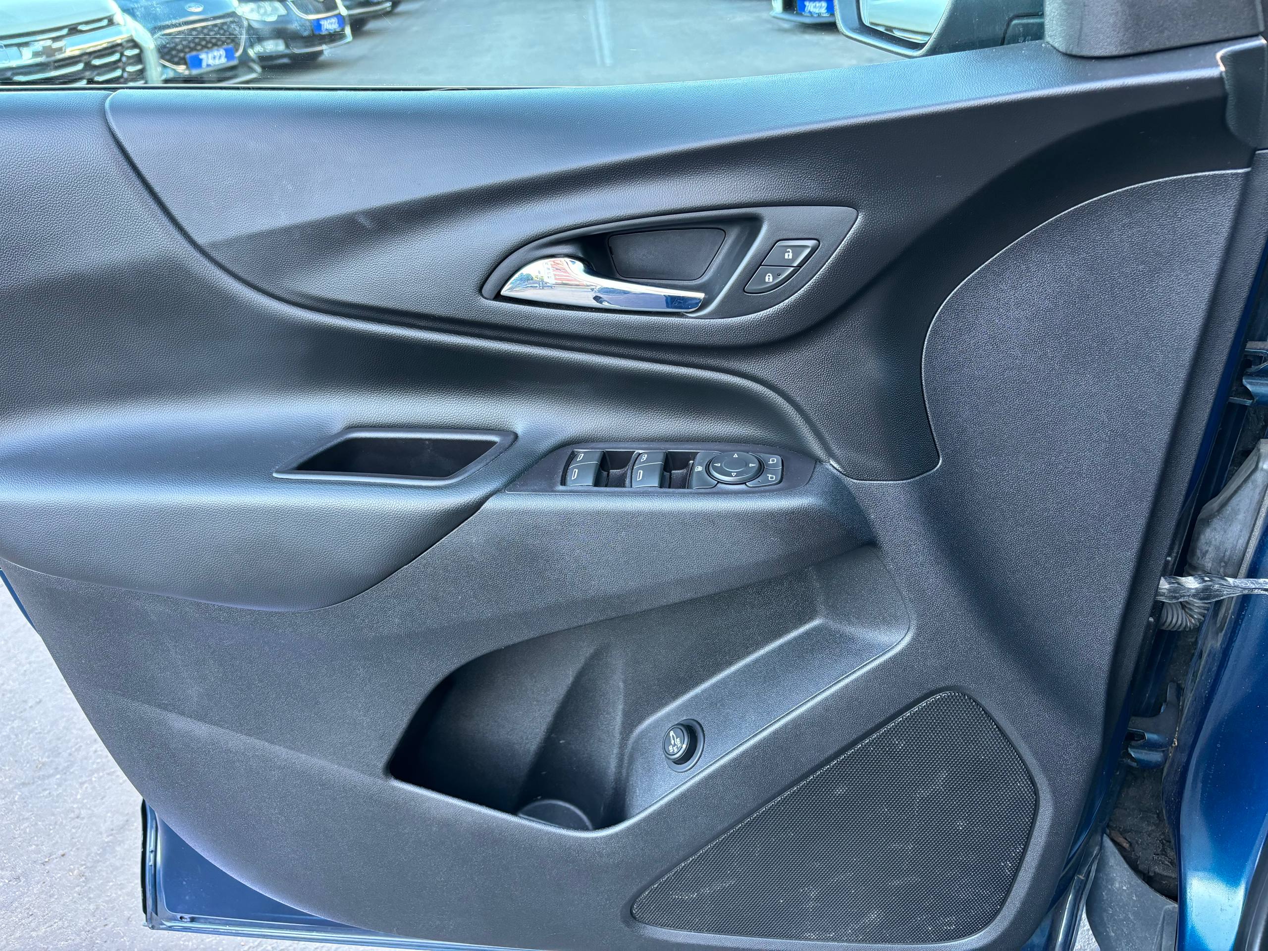 Авто с пробегом chevrolet equinox 2020 — фото 15