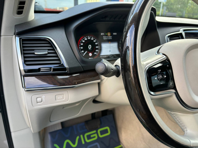 Фото volvo xc90 14