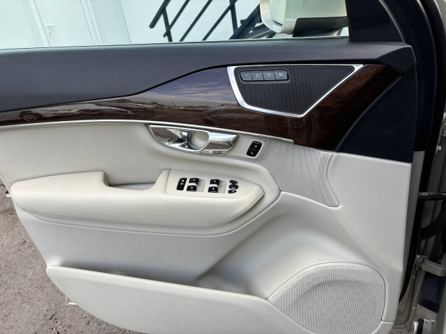 Фото volvo xc90 15