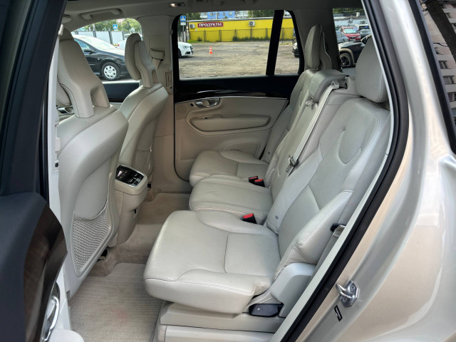 Фото volvo xc90 16