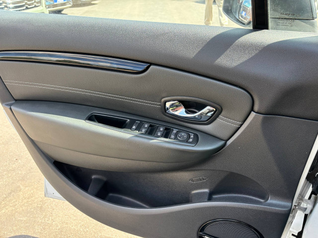 Фото renault Grand Scenic 15