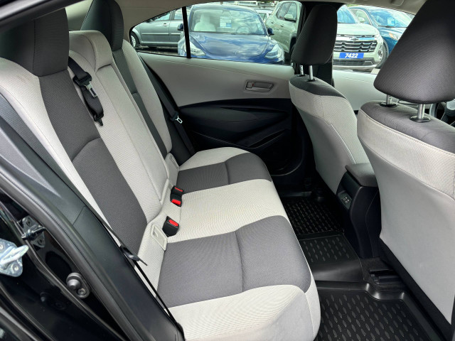 Фото toyota corolla 18