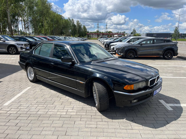 Фото BMW 7 Серия 3